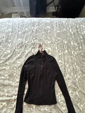 Lululemon Black Ribbed Cropped Define Jacket Nulu Fabric Size 12